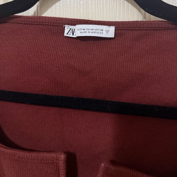 Zara Burgundy Ribbed Cropped Long Sleeve Top | Size M - Picture 3 of 9
